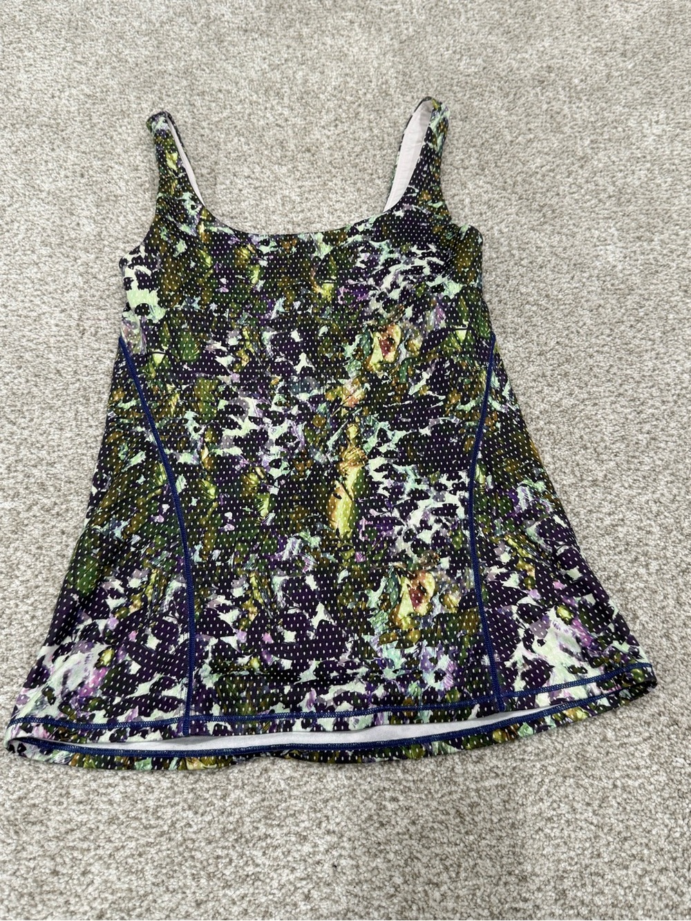 Lululemon Amala Tank floral sport white multi